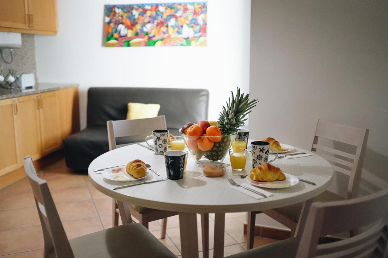 Appartement Wonderful Flats With Pool By Host Wise à Albufeira Extérieur photo