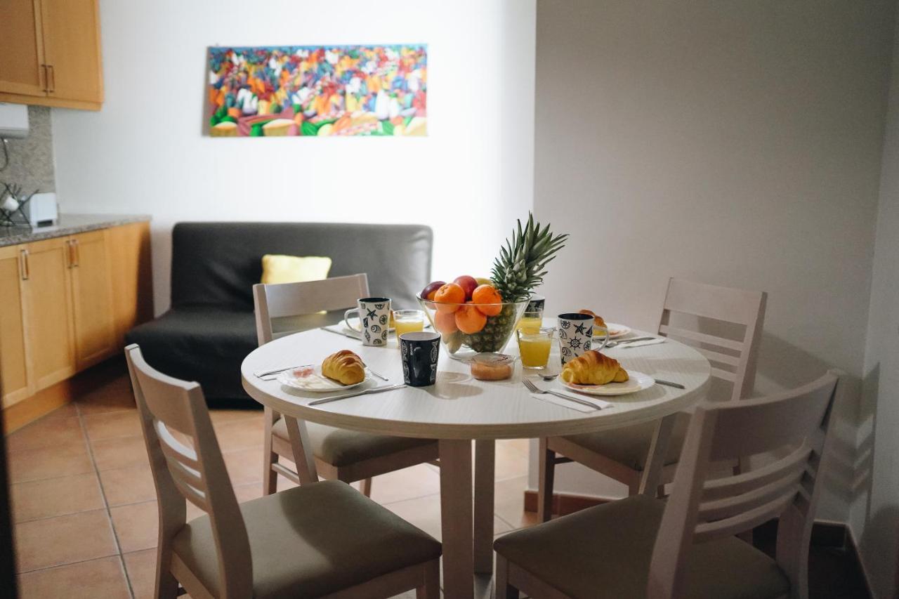 Appartement Wonderful Flats With Pool By Host Wise à Albufeira Extérieur photo