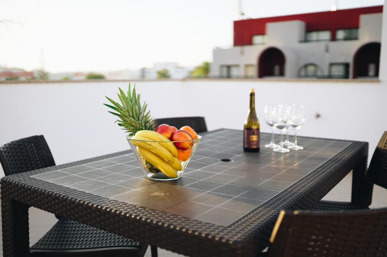 Appartement Wonderful Flats With Pool By Host Wise à Albufeira Extérieur photo
